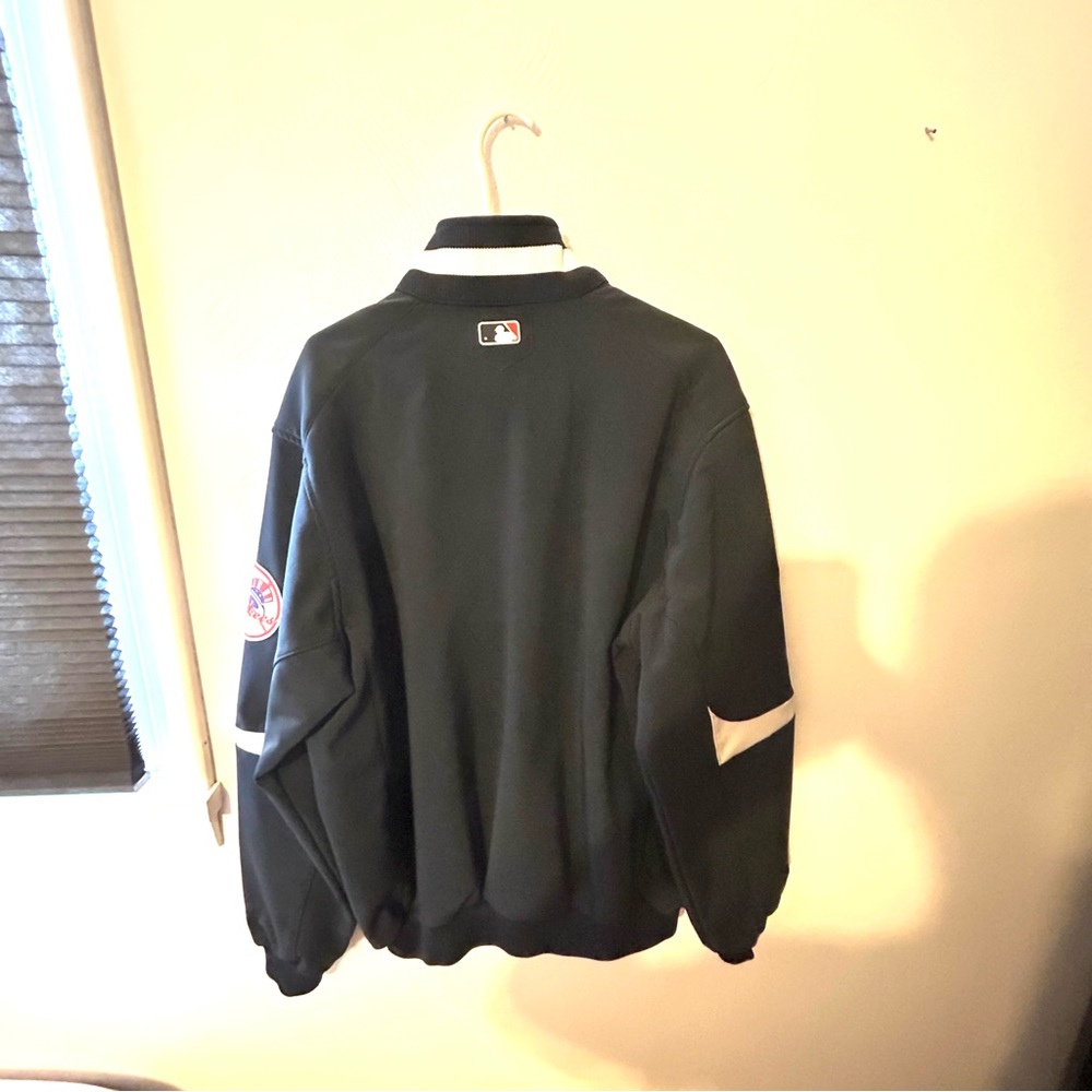 New York Yankees Authentic Majestic BP Top - Picture 7 of 7